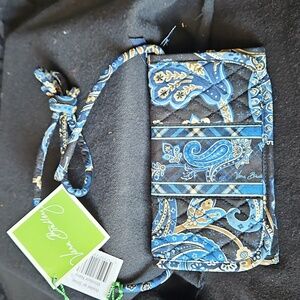 🆕️Vera Bradley Blue Crossbody Bag with Paisley Design NWT